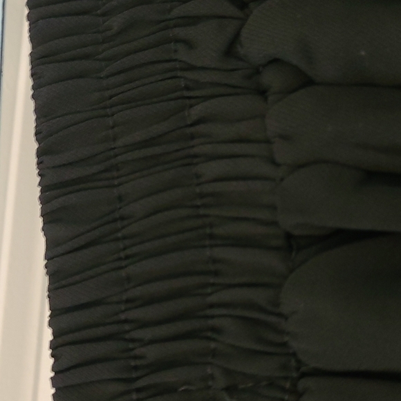 Elegant Black Culottes for Women - Picture 7 of 10